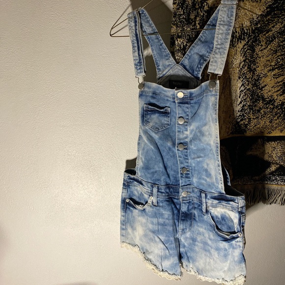 Mossimo Supply Co. Denim - Acid Wash Shortalls!
